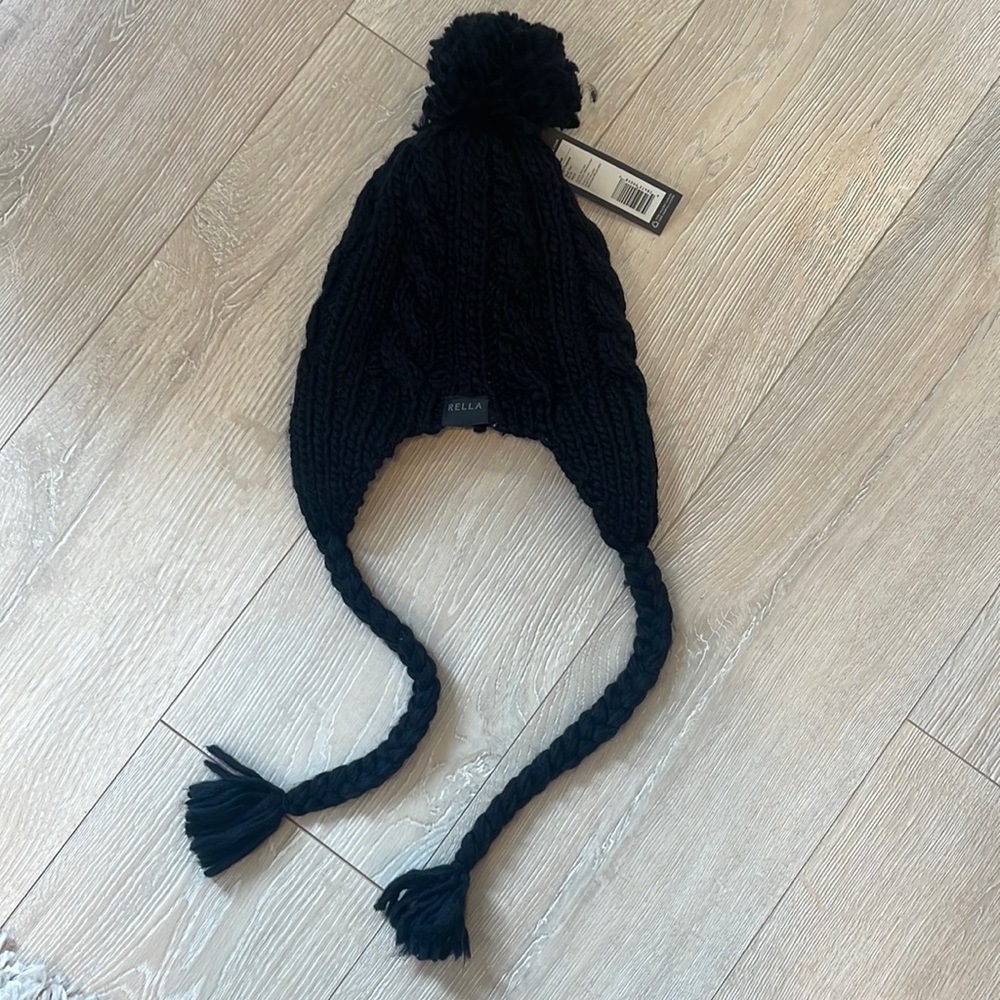 Cable knit, Fleece lined Beanie